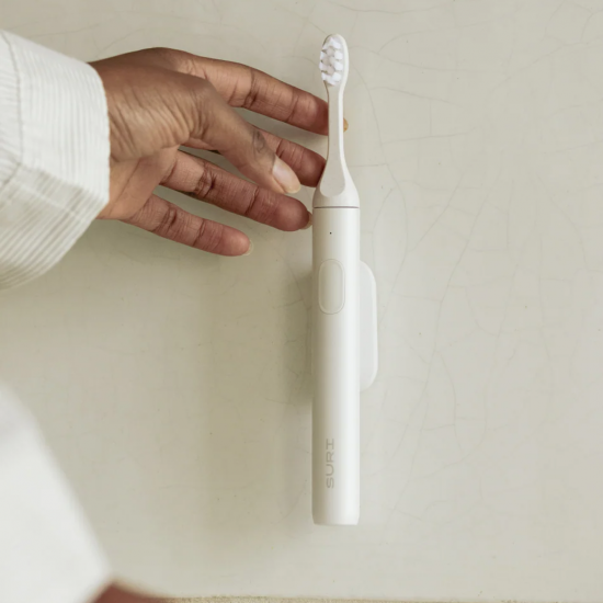 SURI 2.0 Sonic Electric Toothbrush แปรงสีฟันไฟฟ้าโซนิค กล่องพกพา UV-C ชาร์จไฟ SURI 2.0 Sonic Electric Toothbrush แปรงสีฟันไฟฟ้าโซนิค กล่องพกพา UV-C ชาร์จไฟ