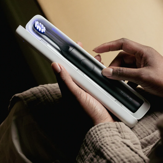 SURI 2.0 Sonic Electric Toothbrush แปรงสีฟันไฟฟ้าโซนิค กล่องพกพา UV-C ชาร์จไฟ SURI 2.0 Sonic Electric Toothbrush แปรงสีฟันไฟฟ้าโซนิค กล่องพกพา UV-C ชาร์จไฟ