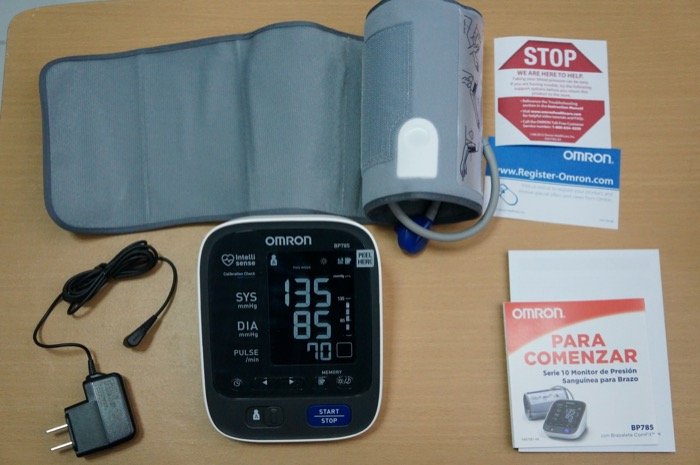 Omron 10 Series BP785 เครื่องวัดความดันแบบรัดแขน